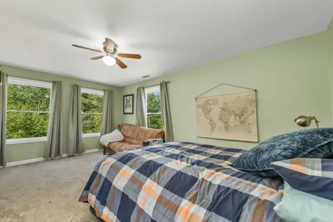76 Curries Way Brookfield NH 03872