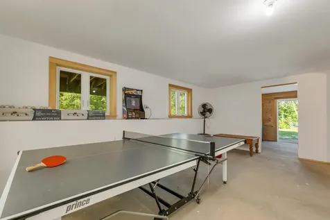 76 Curries Way Brookfield NH 03872