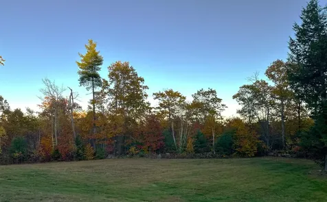 76 Curries Way Brookfield NH 03872