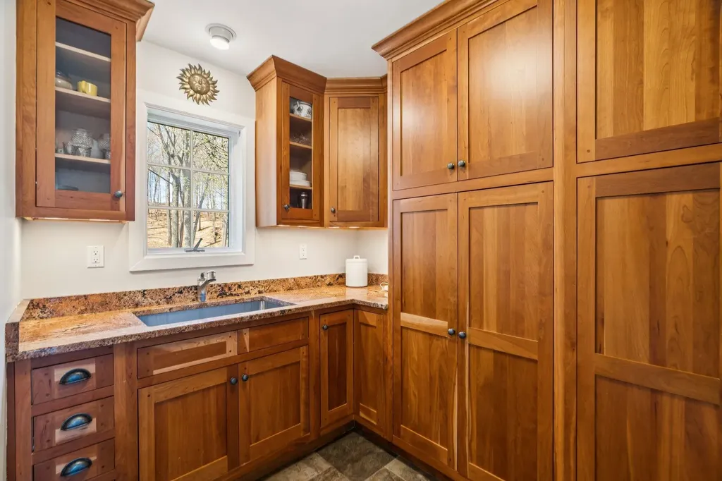 114 Oak Ridge Way Woodstock VT 05091