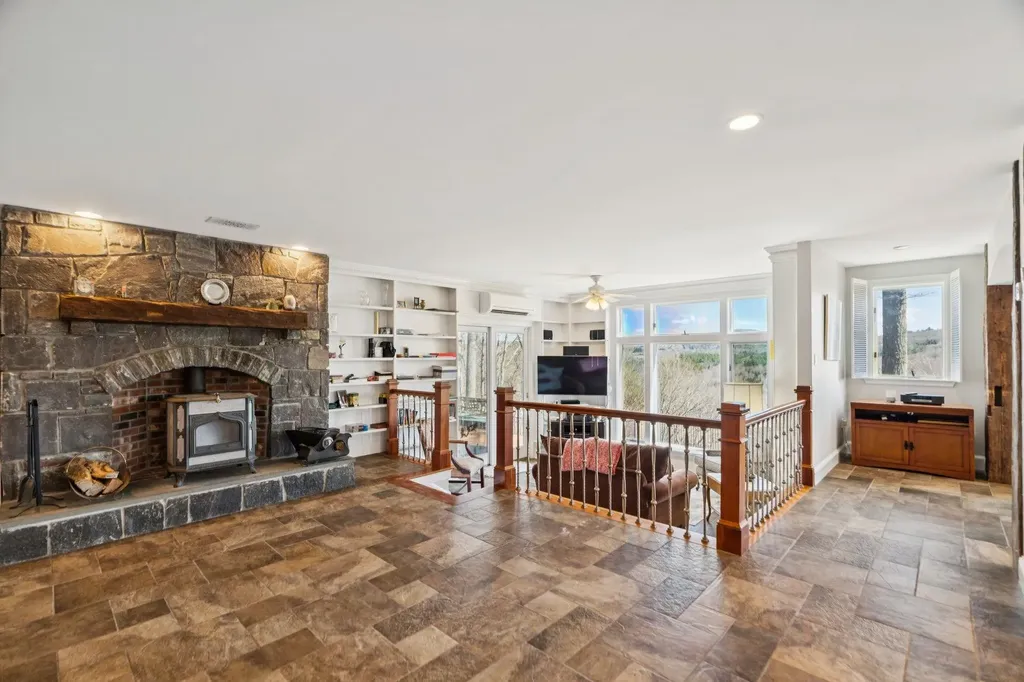 114 Oak Ridge Way Woodstock VT 05091