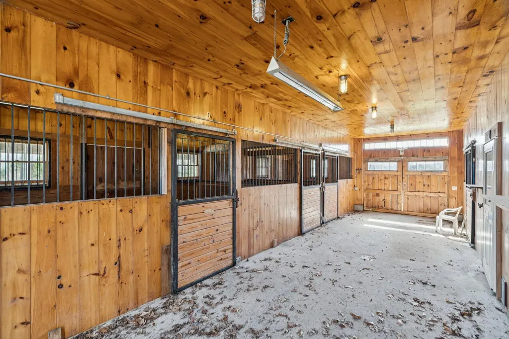 114 Oak Ridge Way Woodstock VT 05091