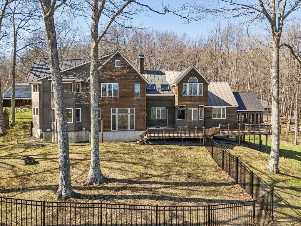 114 Oak Ridge Way Woodstock VT 05091