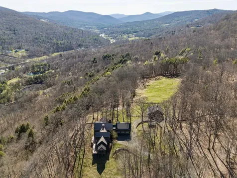 114 Oak Ridge Way Woodstock VT 05091