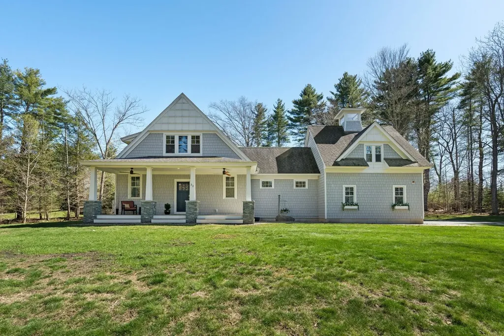 32 Niblick Lane Greenland NH 03840