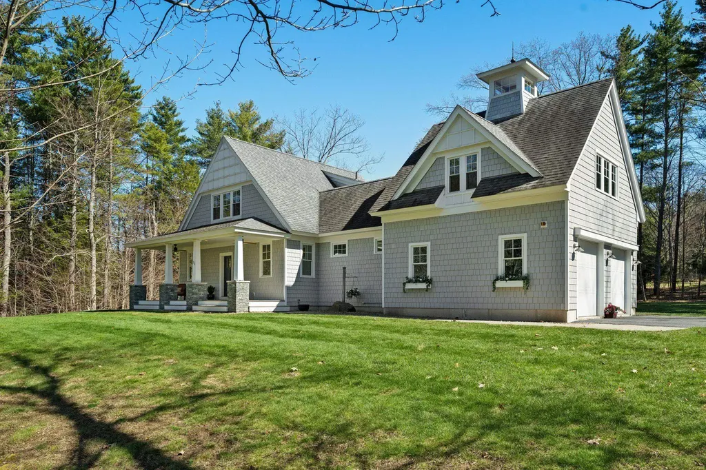 32 Niblick Lane Greenland NH 03840
