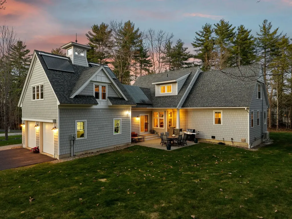 32 Niblick Lane Greenland NH 03840
