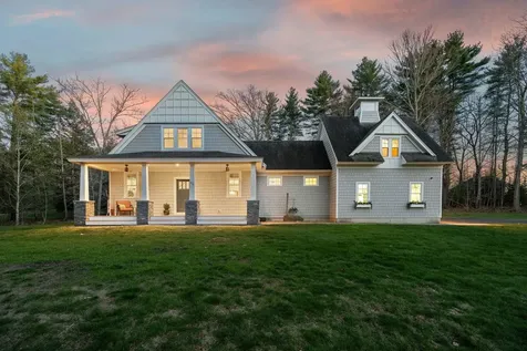 32 Niblick Lane Greenland NH 03840