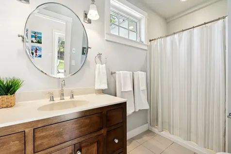 32 Niblick Lane Greenland NH 03840