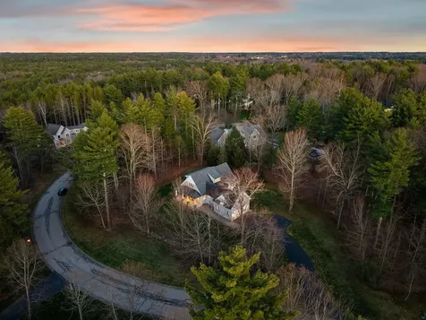 32 Niblick Lane Greenland NH 03840