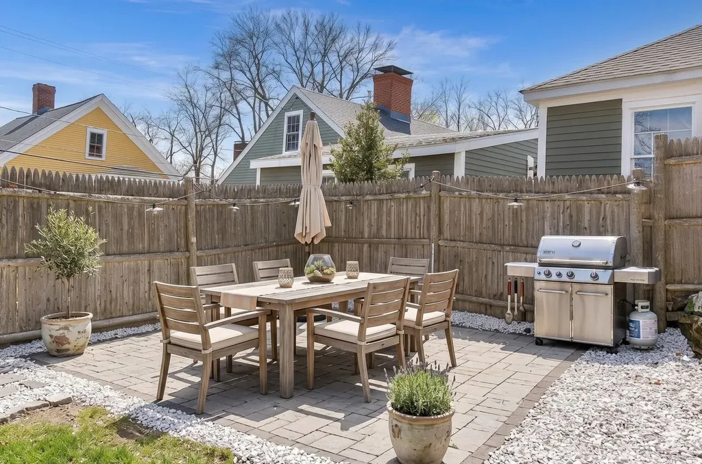 348 Maplewood Avenue Portsmouth NH 03801