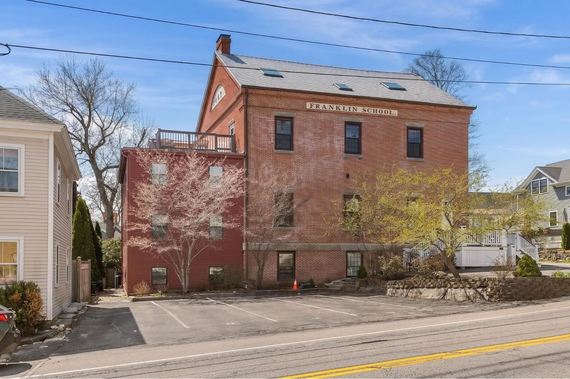 348 Maplewood Avenue Portsmouth NH 03801