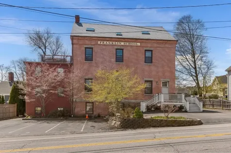 348 Maplewood Avenue Portsmouth NH 03801