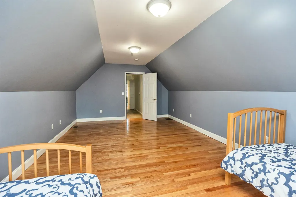 20 Robbe Farm Road Peterborough NH 03458