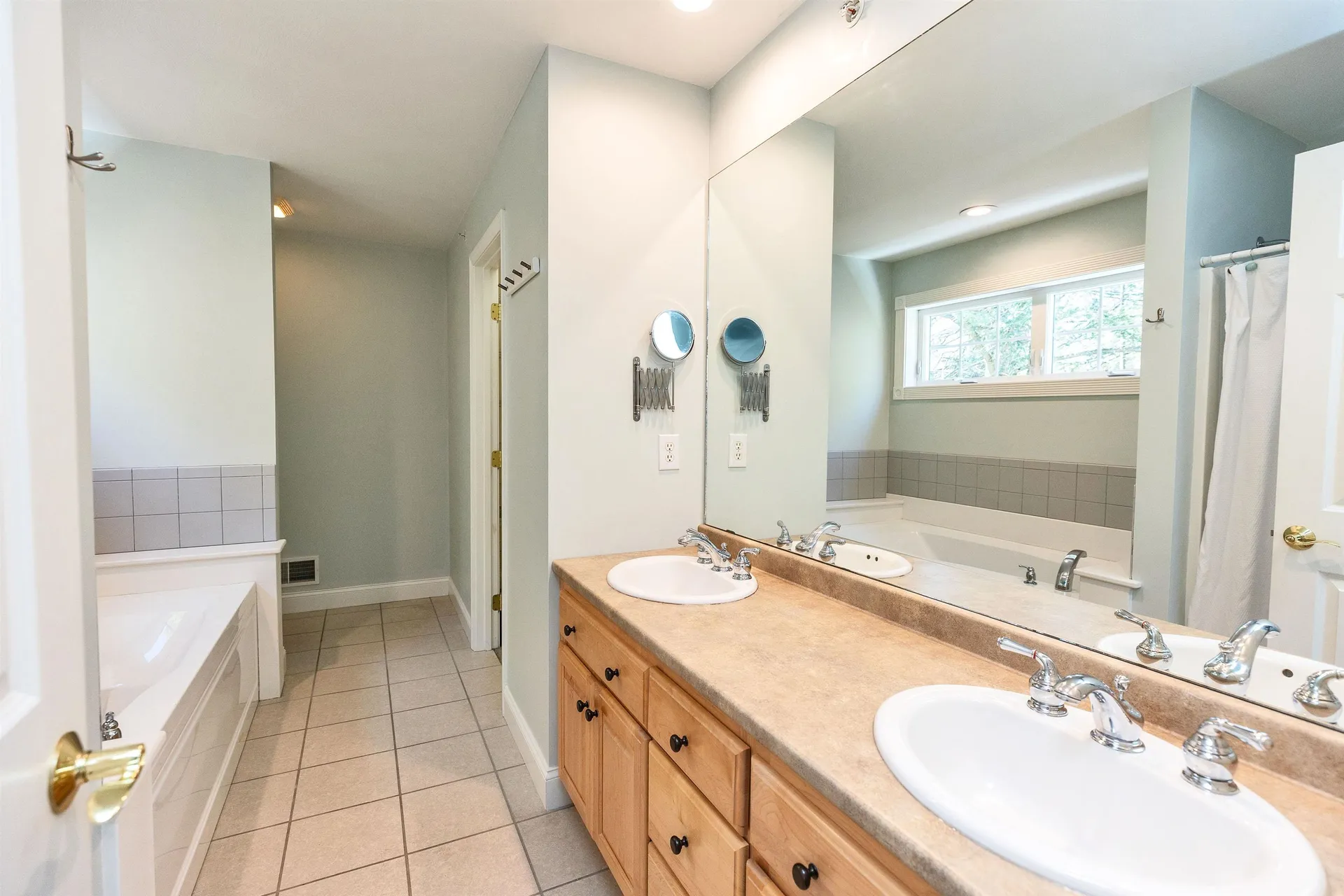 20 Robbe Farm Road Peterborough NH 03458