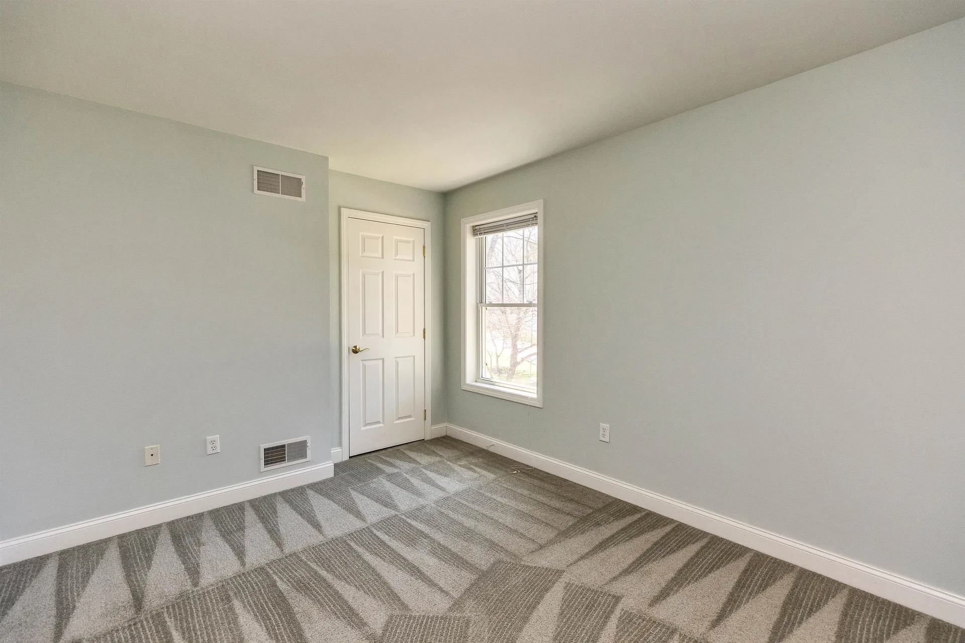 20 Robbe Farm Road Peterborough NH 03458