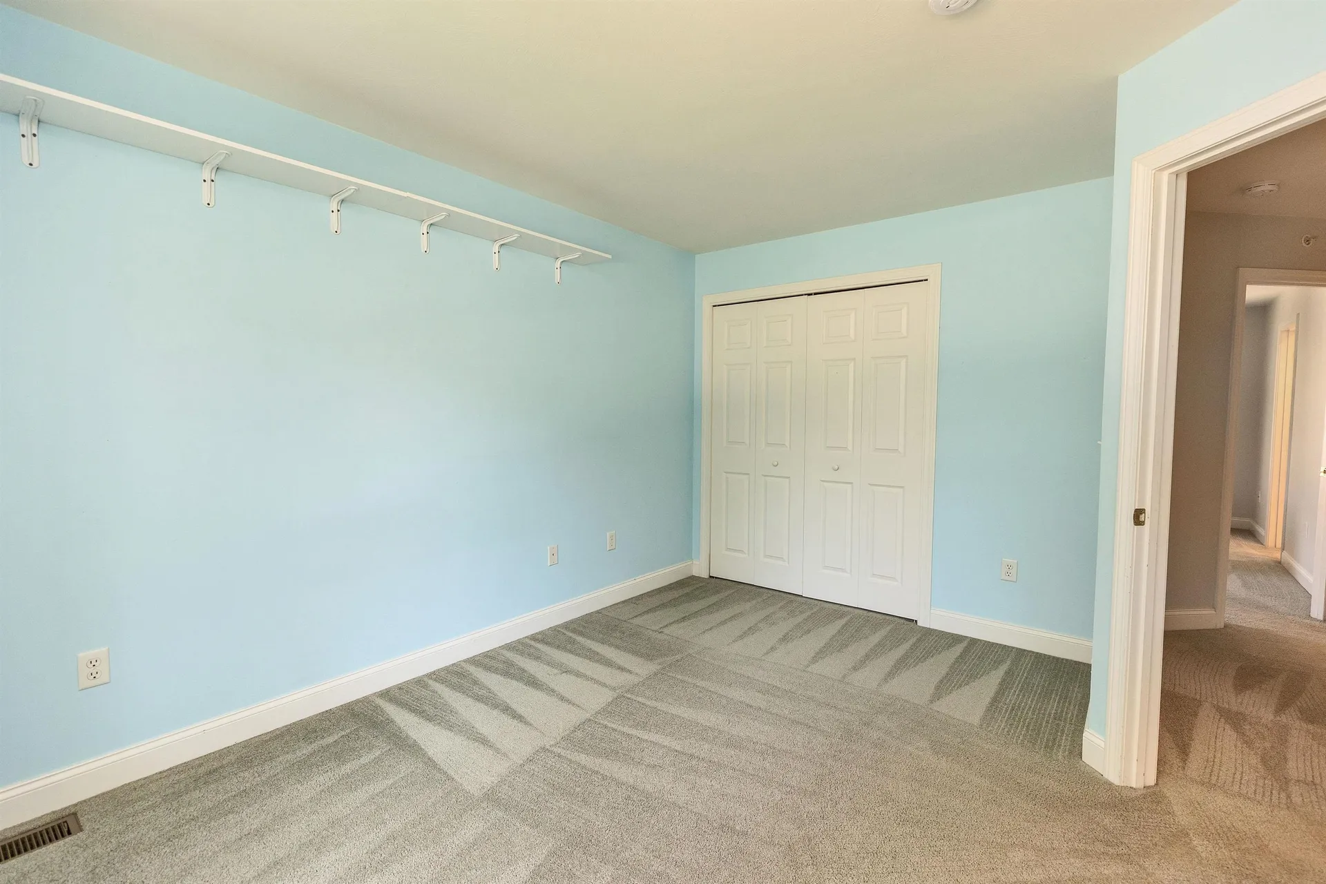 20 Robbe Farm Road Peterborough NH 03458