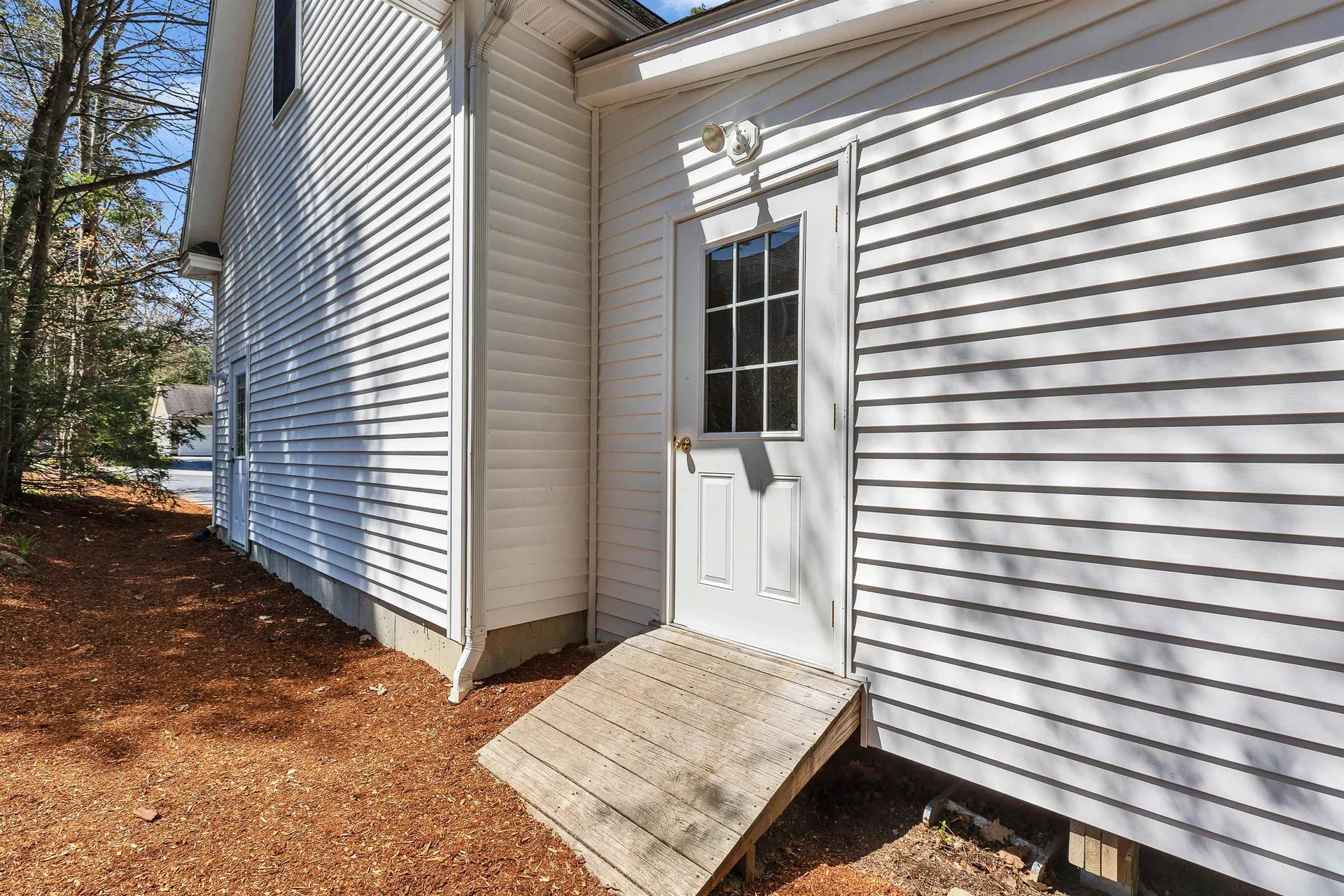 20 Robbe Farm Road Peterborough NH 03458
