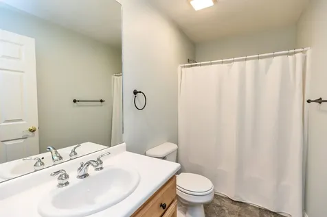20 Robbe Farm Road Peterborough NH 03458
