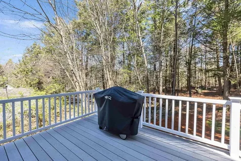 20 Robbe Farm Road Peterborough NH 03458