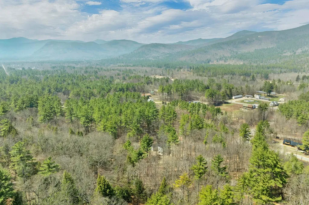 35A/B Rolling Ridge Road Bartlett NH 03838