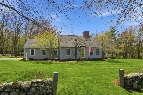 9 Tater Street Mont Vernon NH 03057