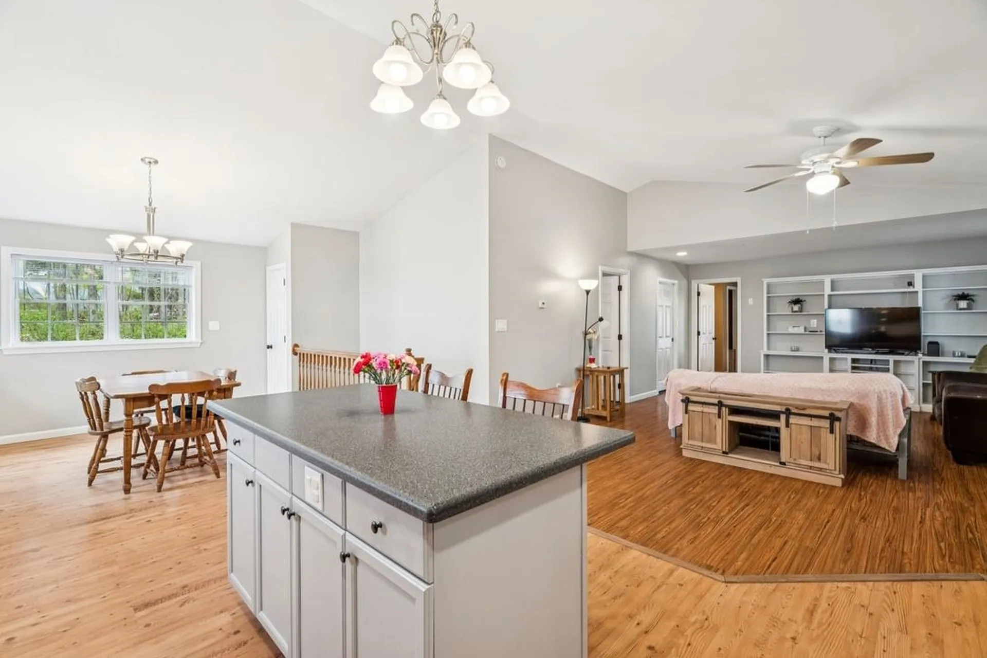 6 Forsyth Place Claremont NH 03743