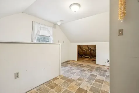 6 Forsyth Place Claremont NH 03743