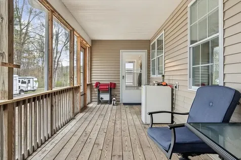 6 Forsyth Place Claremont NH 03743