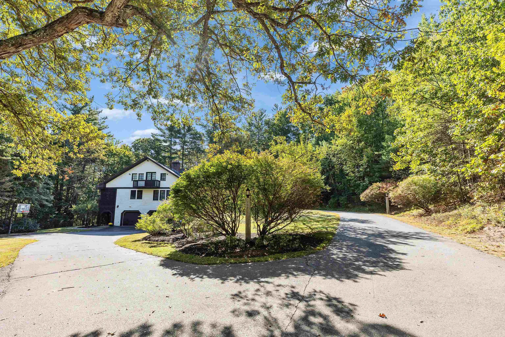 107 Fresh Pond Lane Brookline NH 03033