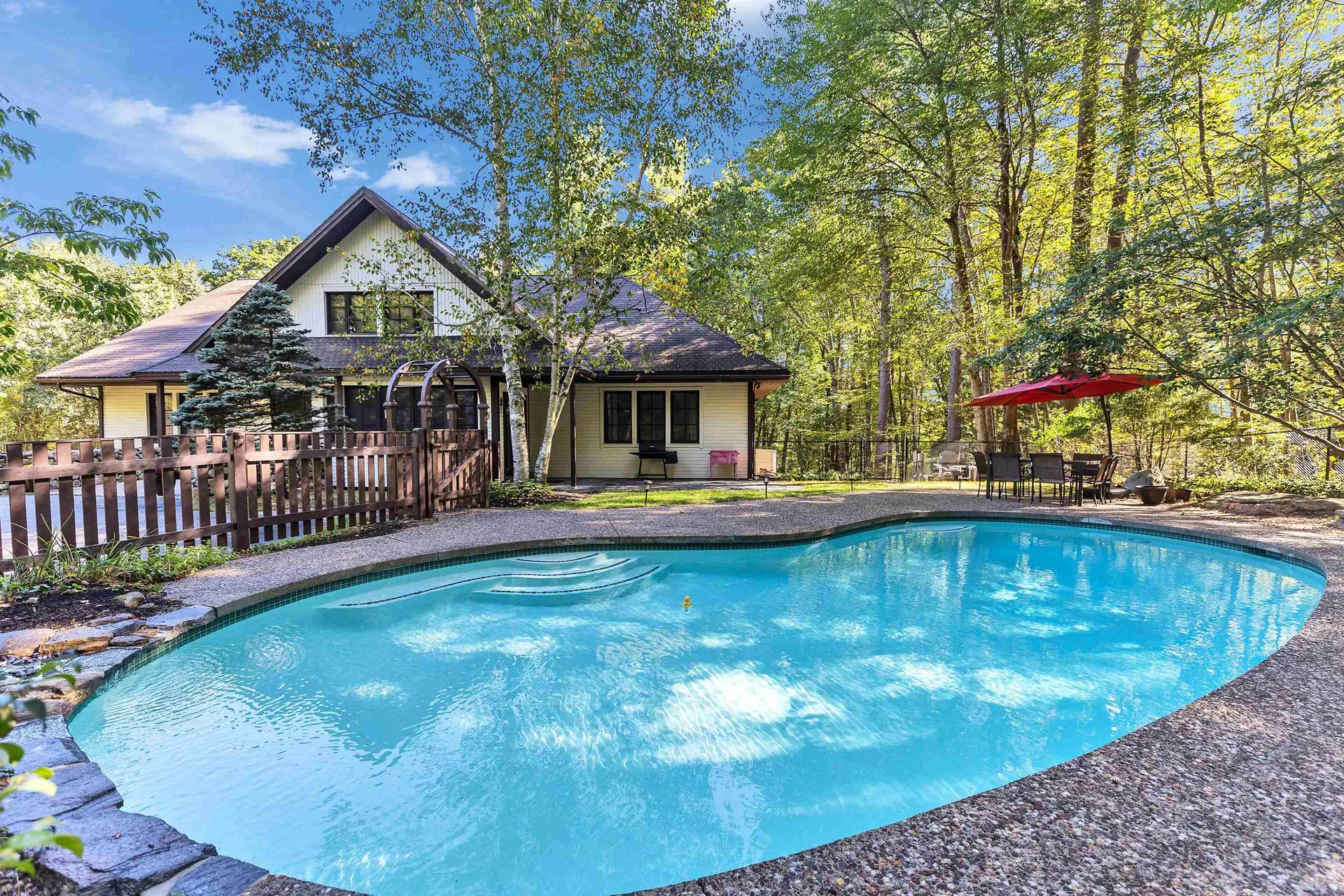 107 Fresh Pond Lane Brookline NH 03033