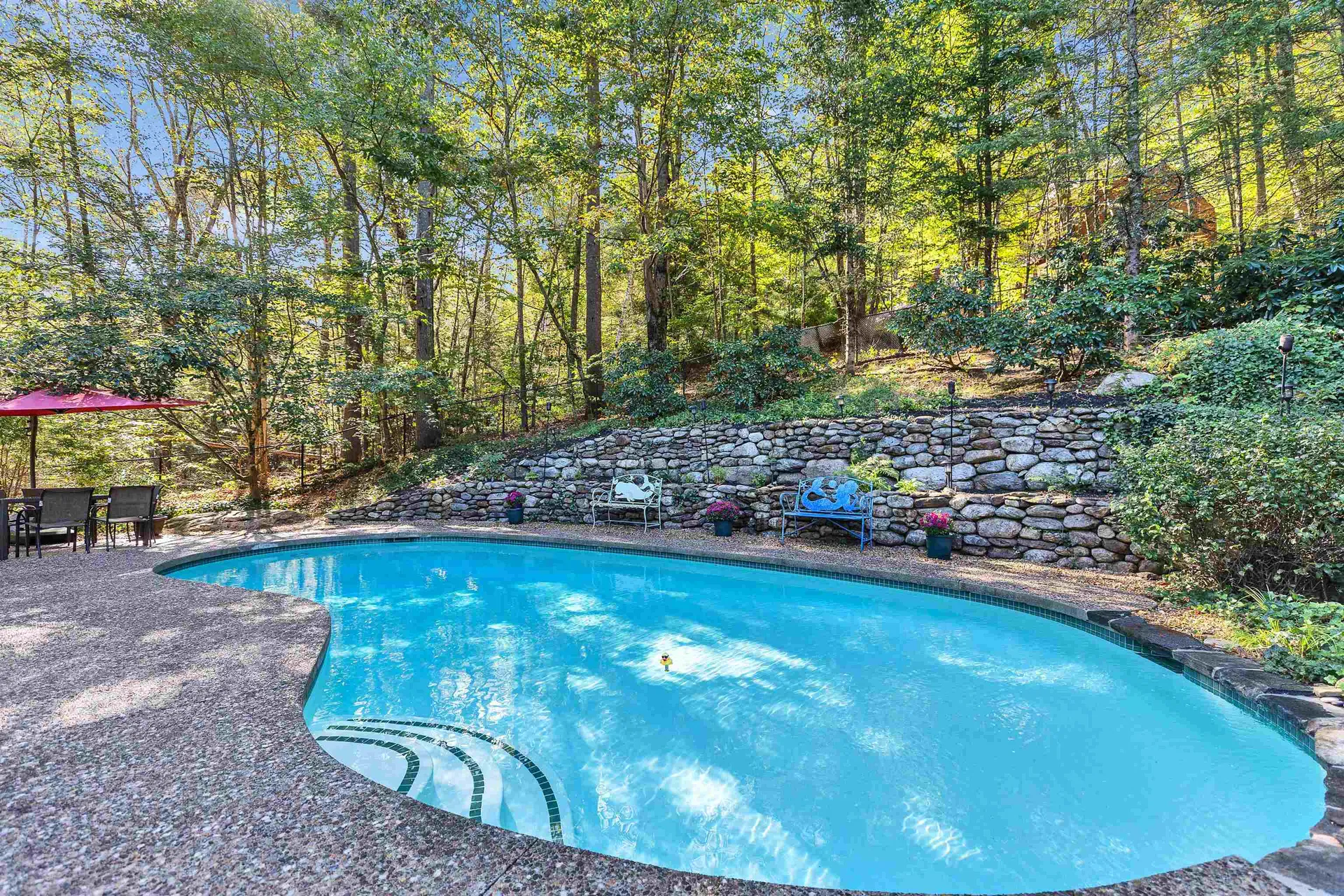 107 Fresh Pond Lane Brookline NH 03033