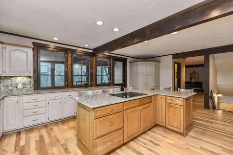107 Fresh Pond Lane Brookline NH 03033