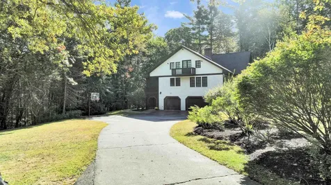 107 Fresh Pond Lane Brookline NH 03033