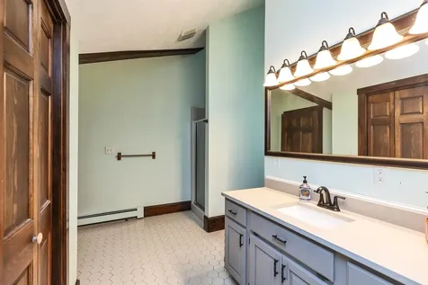 107 Fresh Pond Lane Brookline NH 03033