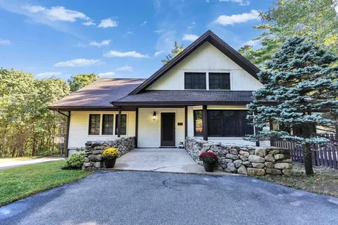 107 Fresh Pond Lane Brookline NH 03033