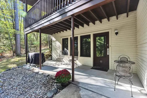 107 Fresh Pond Lane Brookline NH 03033