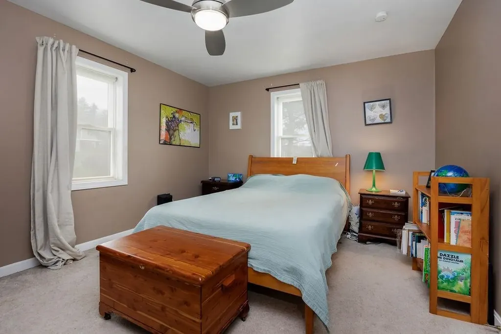 44 Acorn Street Hartford VT 05001