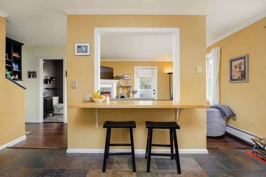 44 Acorn Street Hartford VT 05001