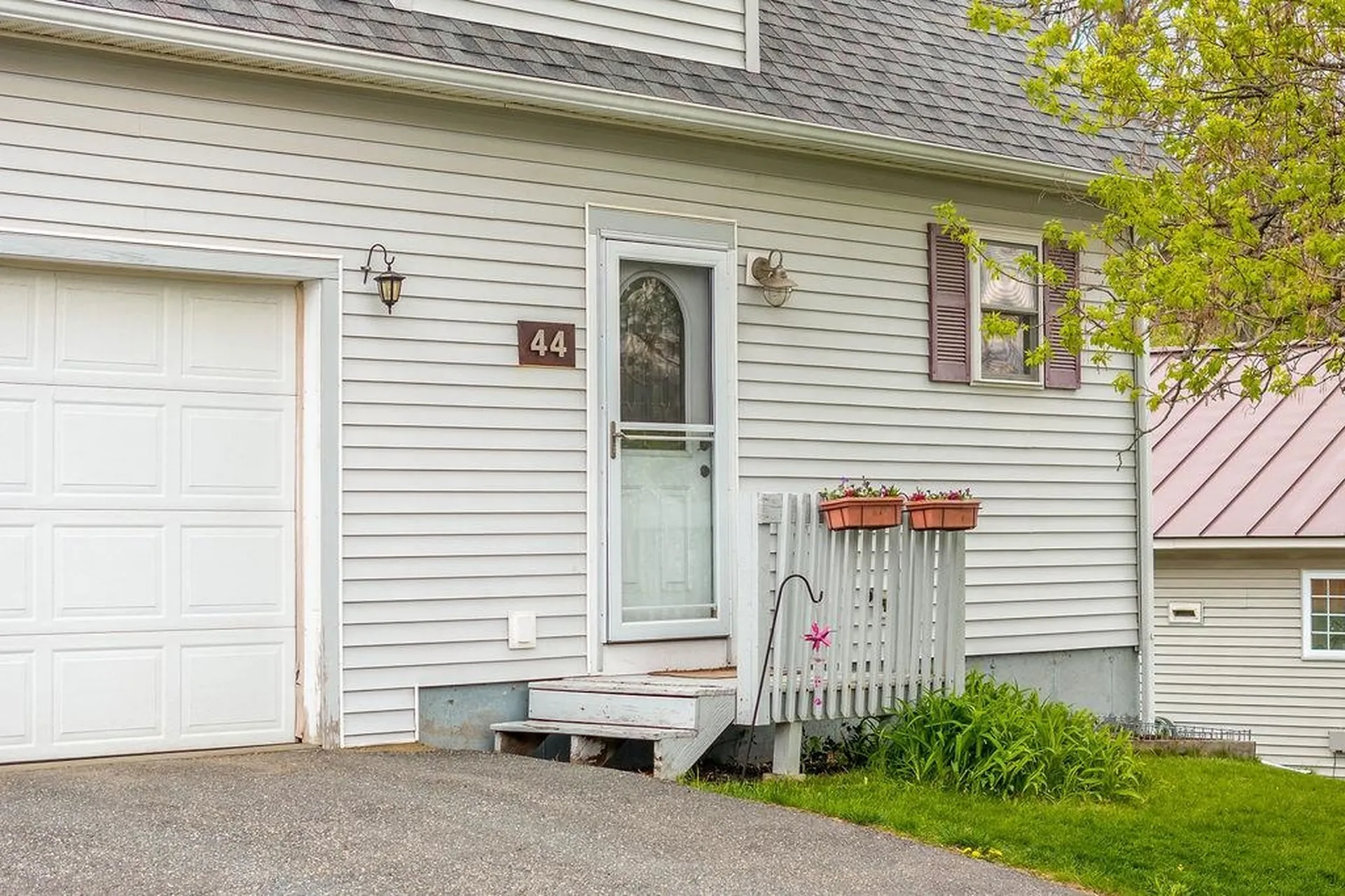 44 Acorn Street Hartford VT 05001