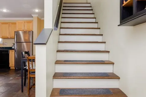 44 Acorn Street Hartford VT 05001