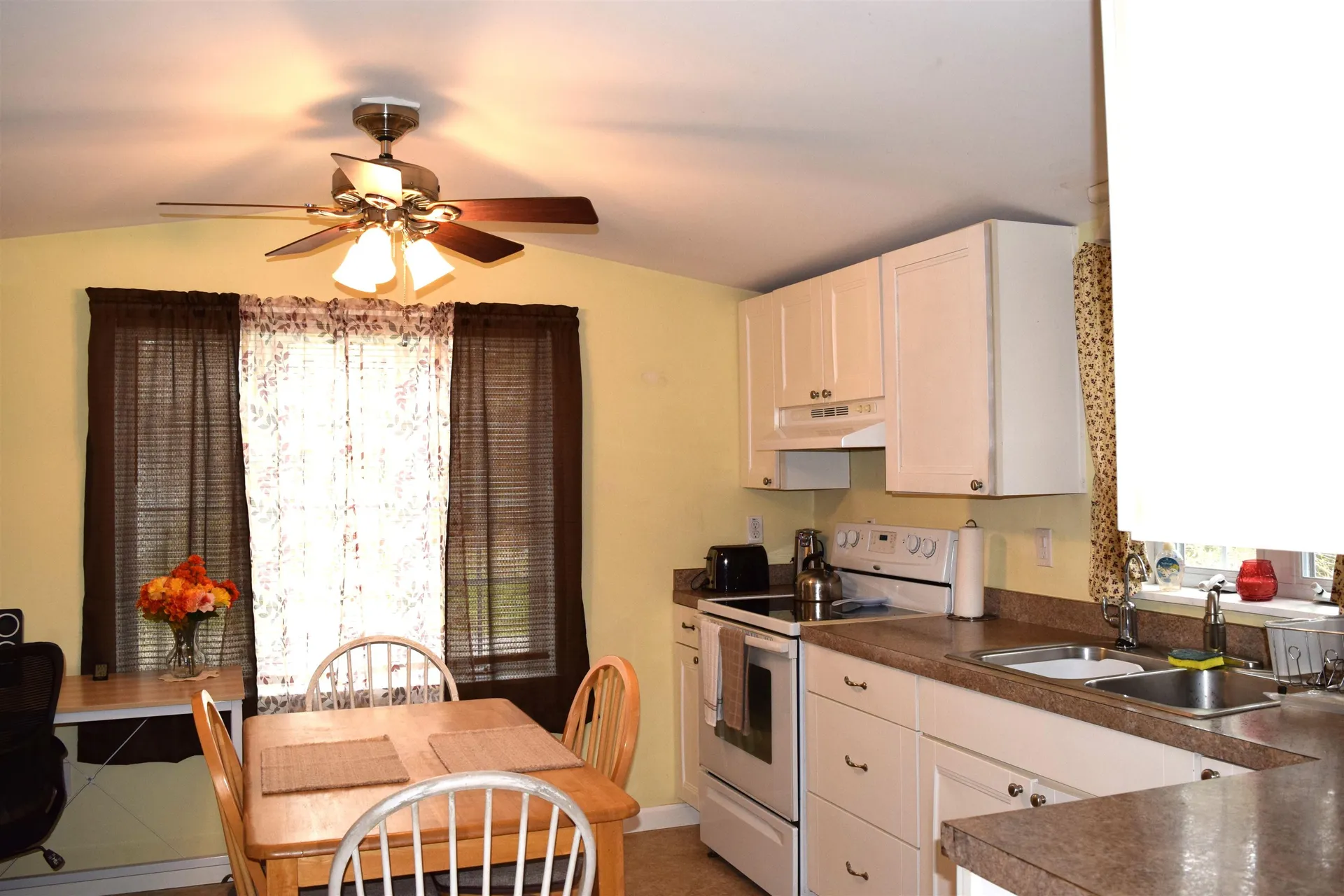 24 O'kane Avenue Bethlehem NH 03574