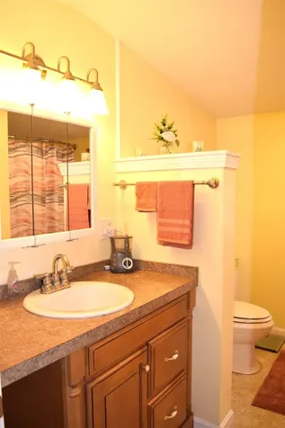 24 O'kane Avenue Bethlehem NH 03574