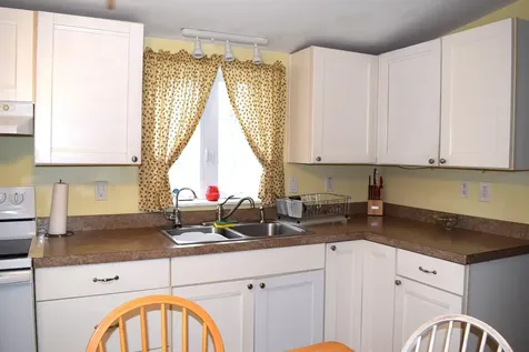 24 O'kane Avenue Bethlehem NH 03574