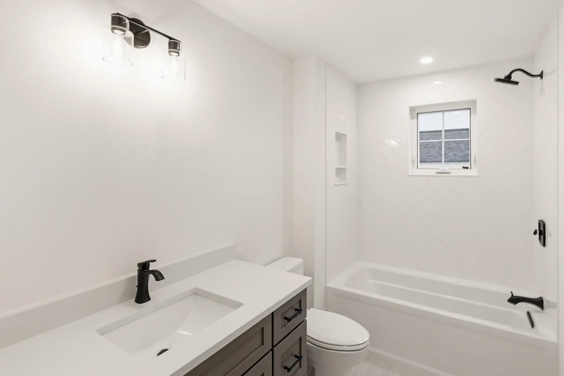 19 Eden Lane Portsmouth NH 03801
