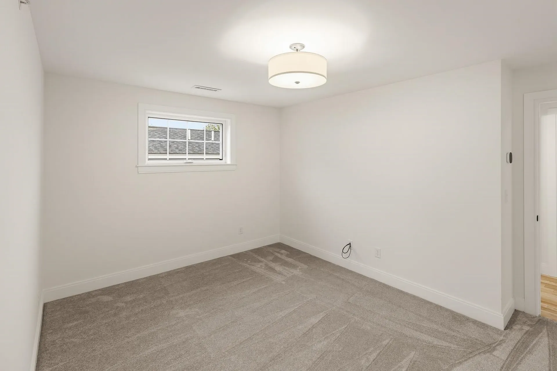 19 Eden Lane Portsmouth NH 03801