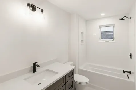 19 Eden Lane Portsmouth NH 03801
