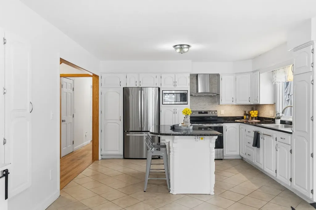 815 Goffstown Road Manchester NH 03102