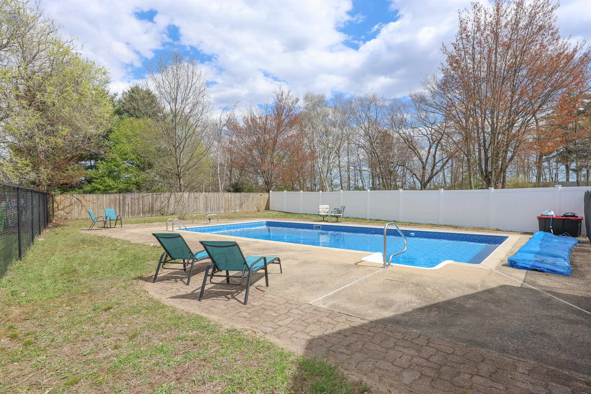 815 Goffstown Road Manchester NH 03102