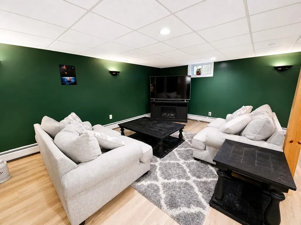 9 Clover Lane Newport City VT 05855